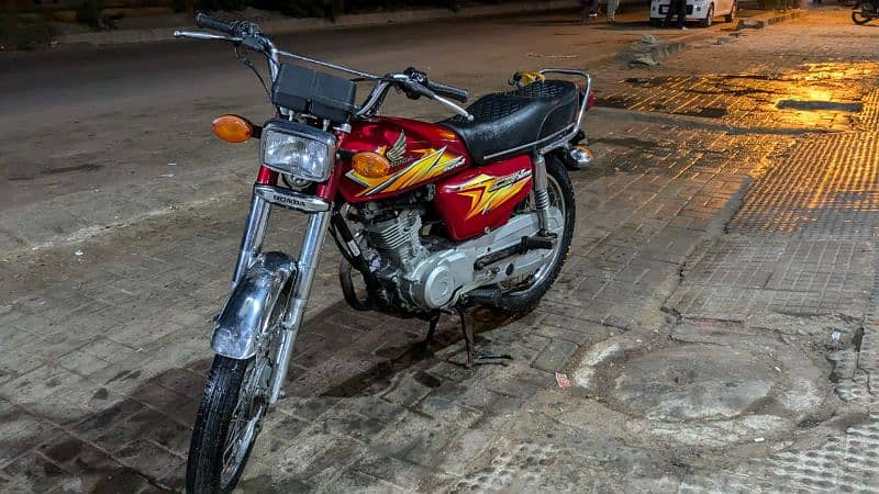 Honda 125  2021 modal hy lakin 2022 ma registration hy 2