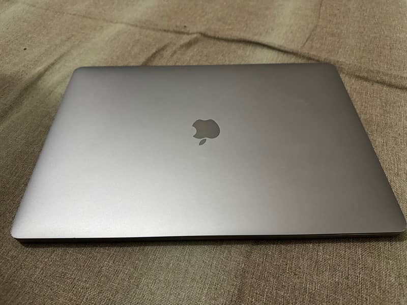 Macbook PRO 2019 16 Inch 16GB 512GB SSD 2