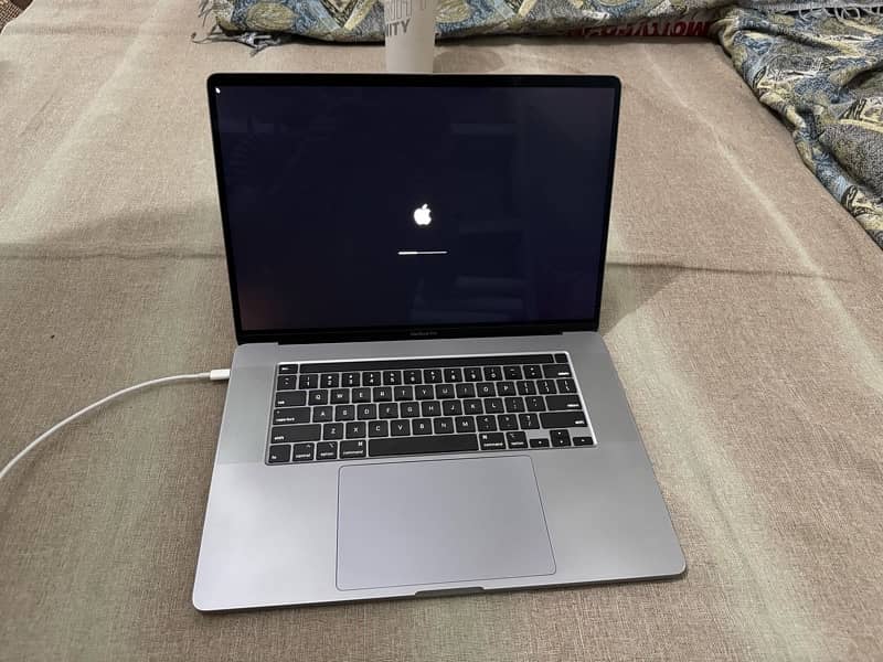 Apple Macbook PRO - 16 Inch - 19 Model- 16GB - 512GB 2