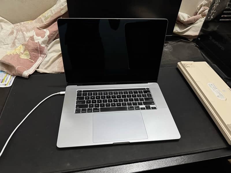 Apple Macbook PRO - 16 Inch - 19 Model- 16GB - 512GB 3