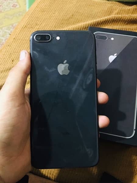 iphone 8 Plus with box charger exchange with iphone X only 1