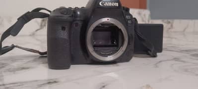 canon 6D mark 2 0