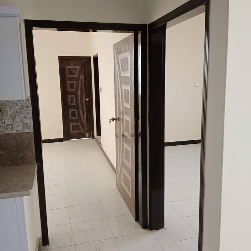 3 bed attached bath lounch 950 to 1050 square ft apartments 6