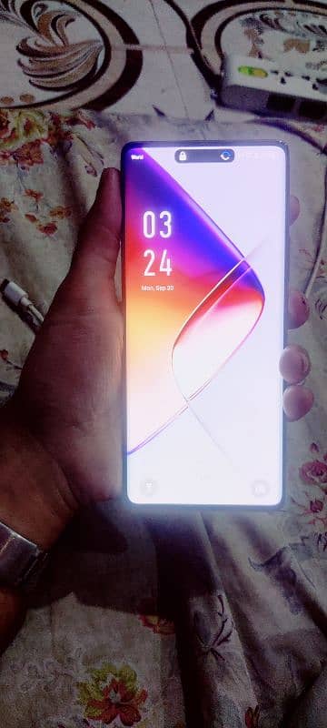 Infinix Note 40 pro (3 months used only) 3