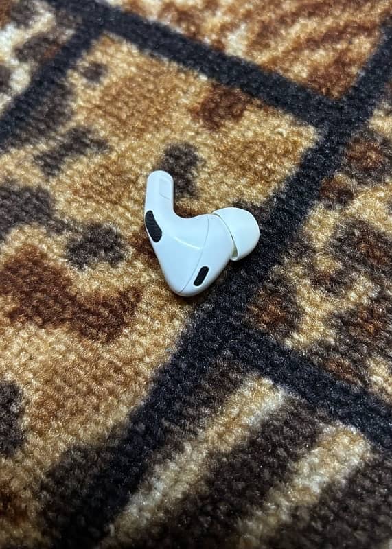 Left Airpod replacement for Pro 2nd generation 1