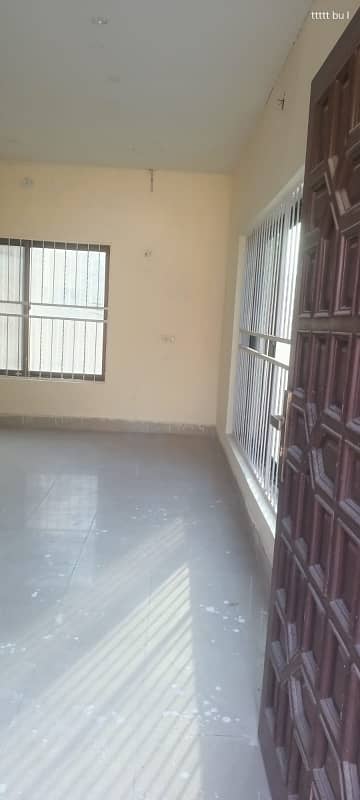 1 kanal double storey house for rent ofice use 8