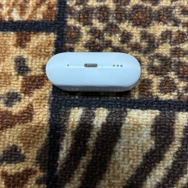 Airpods pro 2nd generation (Lightning) Case replacement original 3