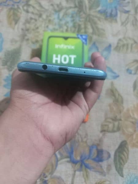 Infinix hoT 10 play 4GB Ram 64GB Rom Dual sim pTa official approved. 10