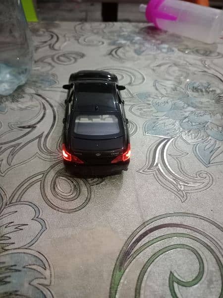 Toyota cronw toy cars 4