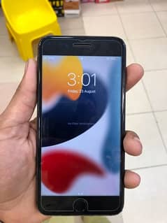 I phone 7 plus 128 gb finger faild battery change pta approved 10-8 0