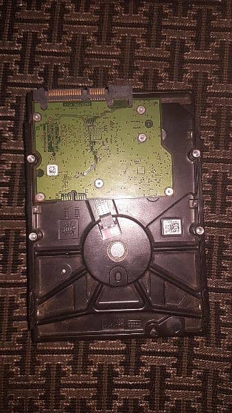 2tb Hard drive/ hard disk urgent sale 100 health 1