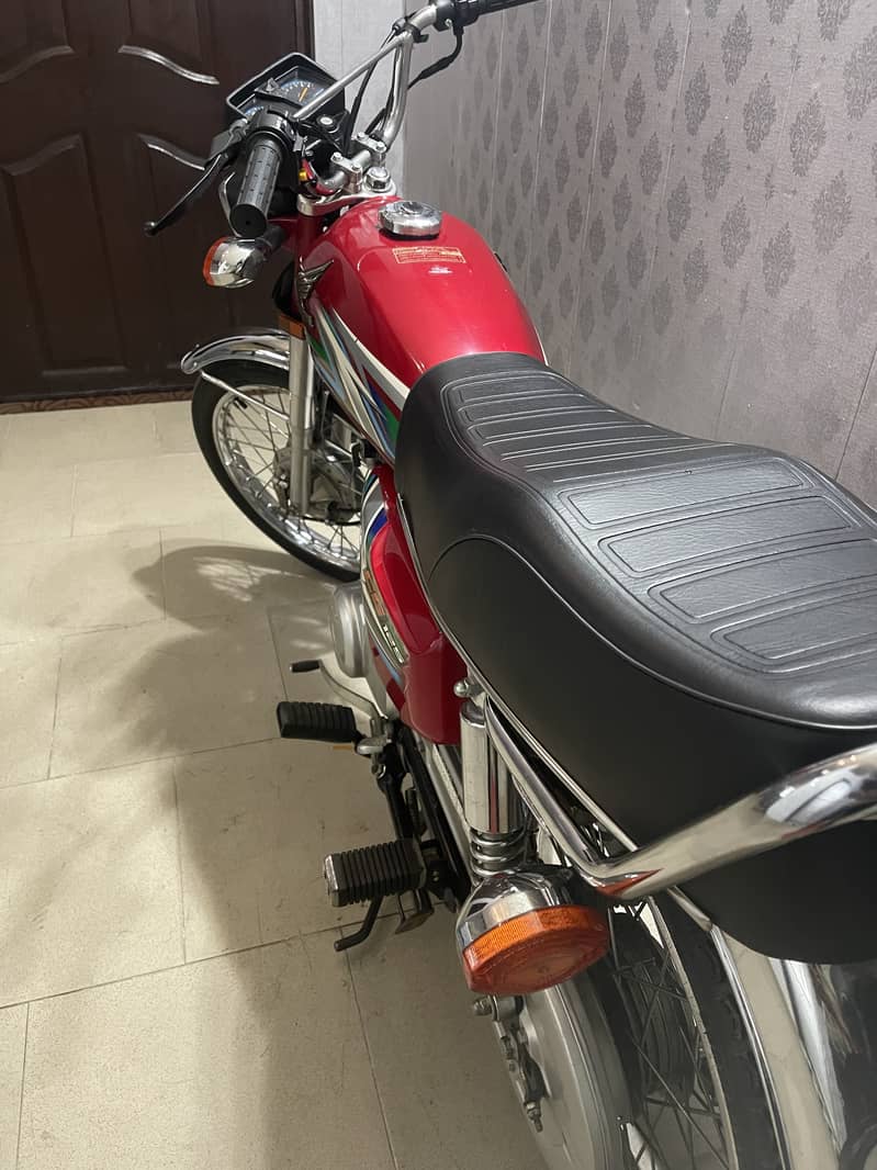 Honda CG 125 2023 4