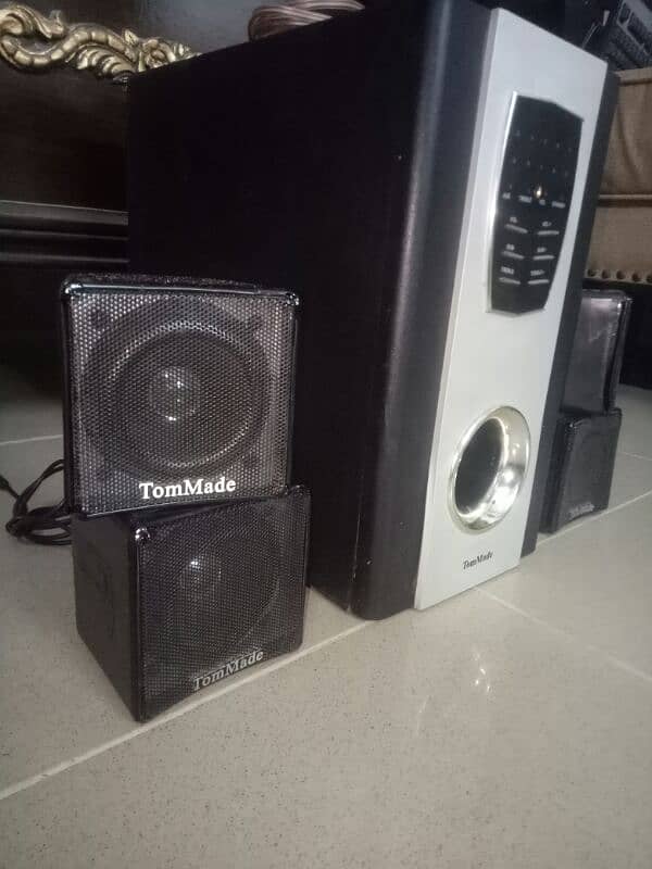 TOMMADE 4.1 WOOFERS ORIGINAL SPEAKERS HOME THEATER 4