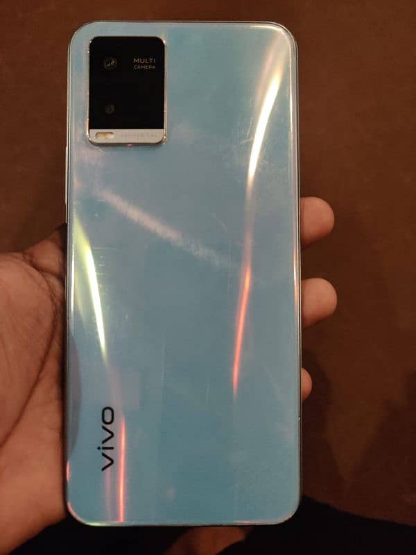 vivo y21 4/64 neat condition 0