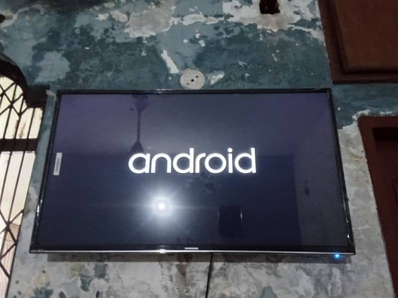 Samsung Smart TV 43 Inch latest 0