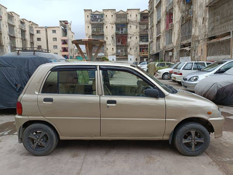 Daihatsu Cuore 2009 4