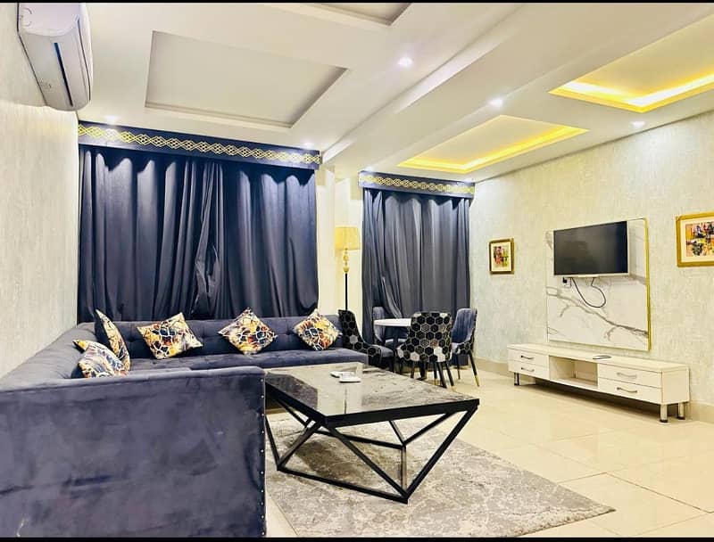 1 Bedroom VIP Full furnish flat per day available in Bahria town Lahore 3