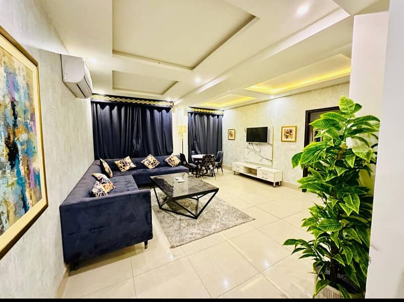 1 Bedroom VIP Full furnish flat per day available in Bahria town Lahore 5