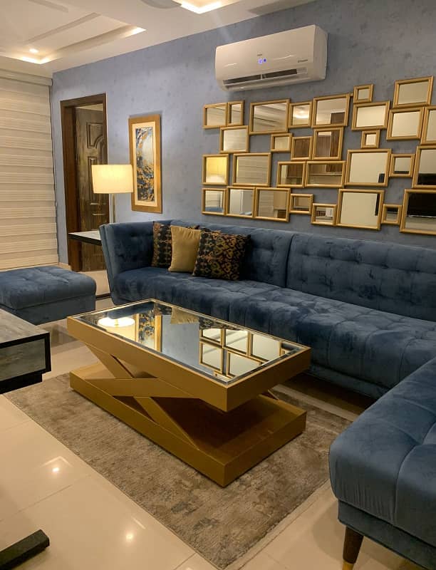 1 Bedroom VIP Full furnish flat per day available in Bahria town Lahore 7