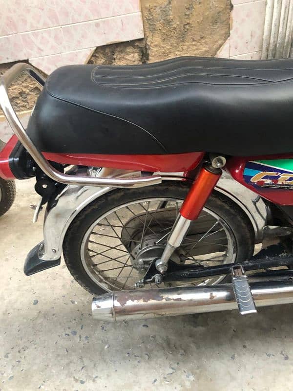 CD 70 bike urgent sale 5