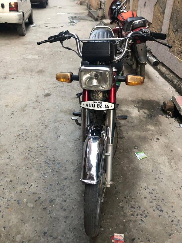 CD 70 bike urgent sale 8