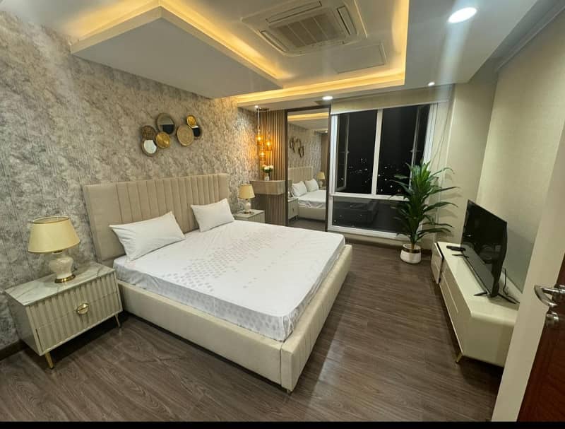 1 Bedroom VIP Full furnish flat per day available in Bahria town Lahore 5