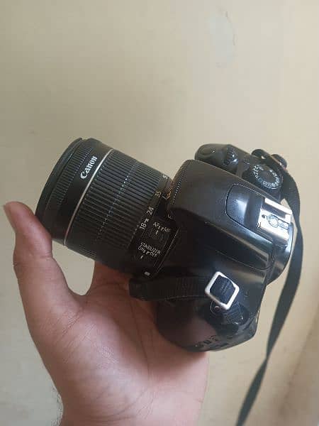 CANON EOS 1100D FOR SALE IN MINT CONDITION WITH 18-55 MACRO LENS 4