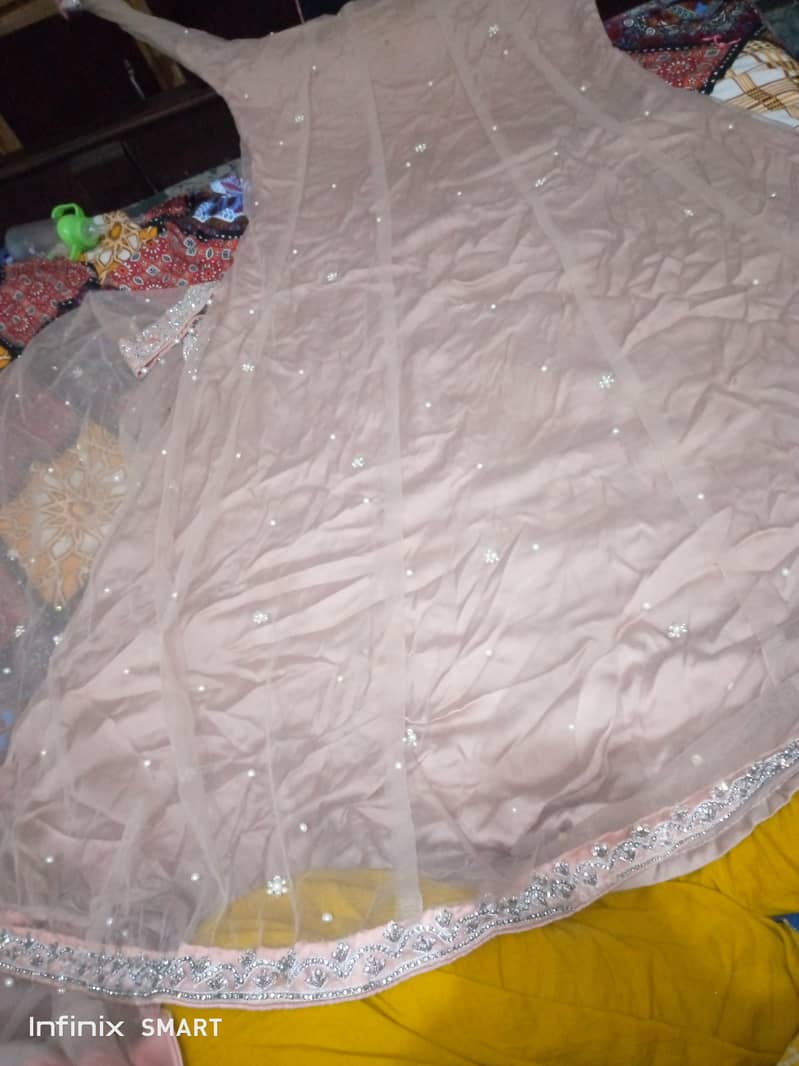 maxi good condition peach colour urgent sale 3