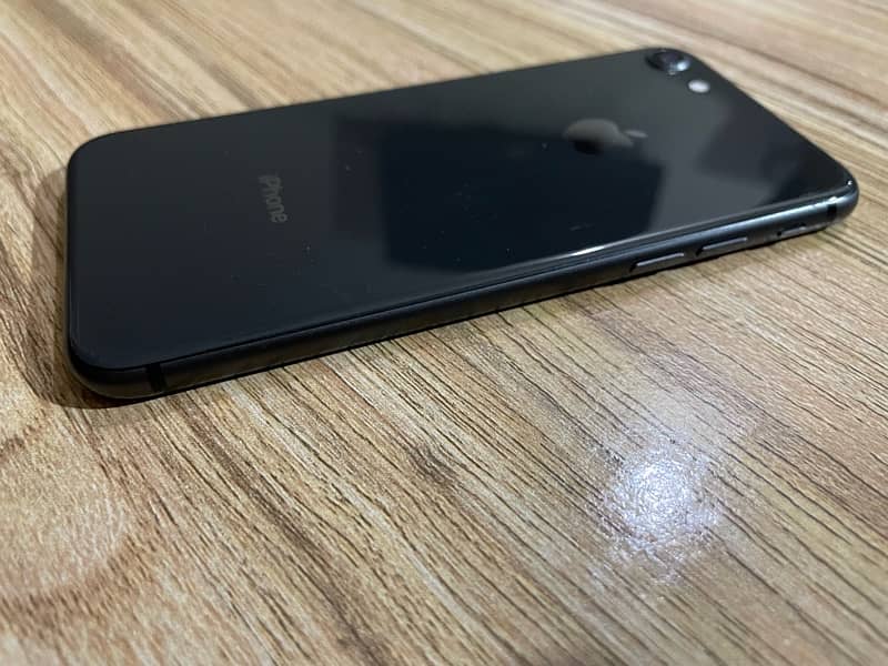 Iphone 8 64gb FU (xiaomi redmi note 12 poco x3) 1