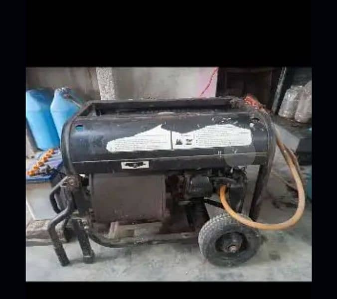 Firman Generator for sale in Genuine Condition 3