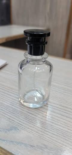 perfume bottle 0