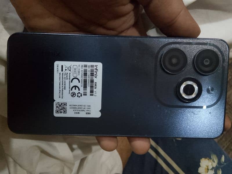 Infinix smart 8 4/64 with 5 month warranty original box and charger 4