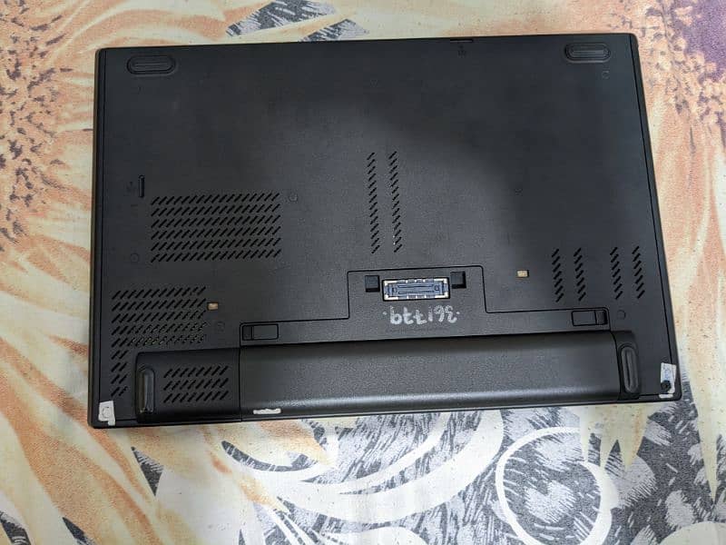 Lenovo Thinkpad T440p laptop for sale in good condition. 1