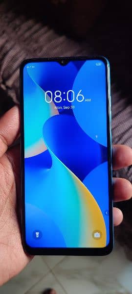 tecno spark 10 8/128 brand new pta approved 5