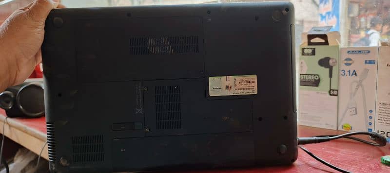 Hp laptop G62 Ram 4 hard 150gb 7