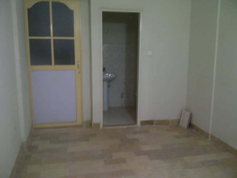 two bed dd apartment for rent in johar 5