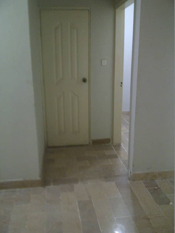 two bed dd apartment for rent in johar 7