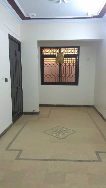 independent 60y house for rent in johar 7