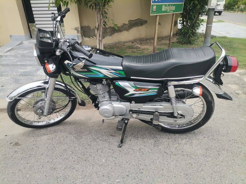 100% Genuine 1st Hand Honda 125 5