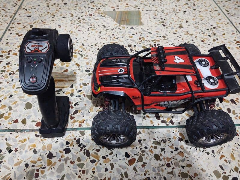 Xinlehong 9137 1/16 2.4G 4WD 36km/h hobby car 3