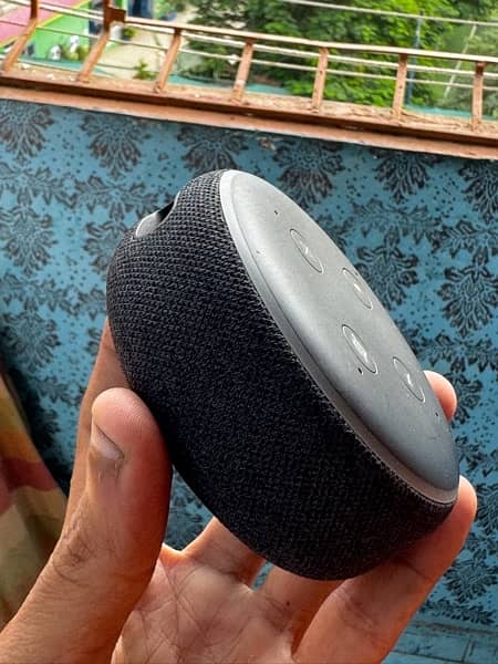 Amazone Alexa Echo Dot 3 speaker 7