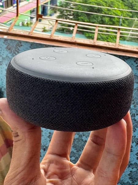 Amazone Alexa Echo Dot 3 speaker 10