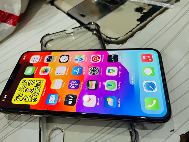 iPhone xs max 64gb pta approved 0