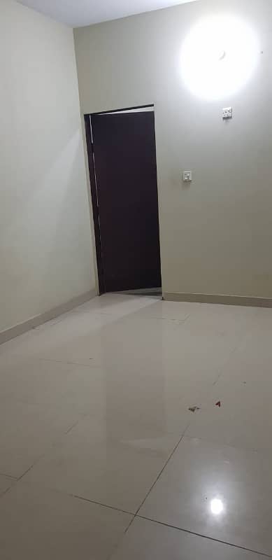 three bed dd portion for rent in johar 3