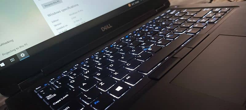 Dell i5 8 Generation 3