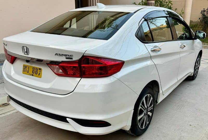 Honda City Aspire Full Option 1.5 2022/23 Reg 7