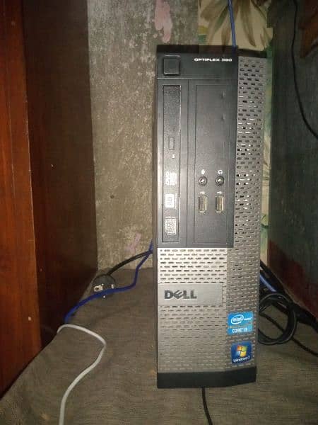 optiplex 390 PC with 16" LCD 10