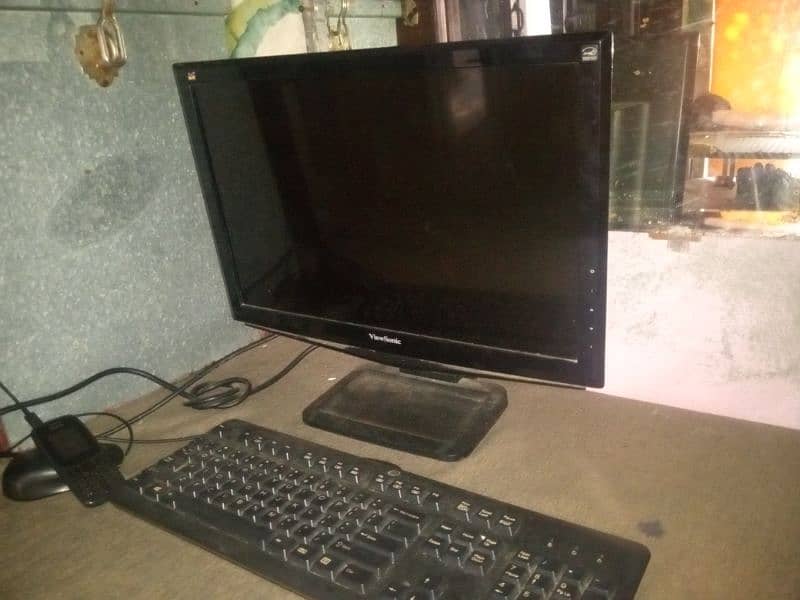 optiplex 390 PC with 16" LCD 11