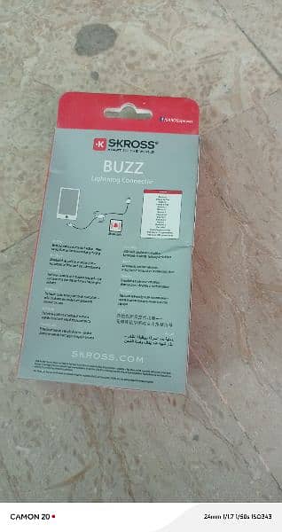 Skross Buzz cable 1