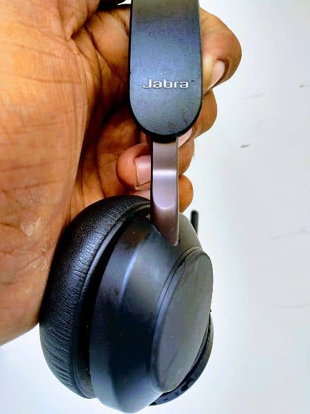 Jabra like JBL Sony m audio studio 3